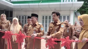 Maulana Resmikan Laboratorium Kesehatan Daerah (Labkesda) Kota Jambi.