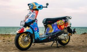Auto Bikin Pangling Kaula Muda Jambi! Grand Filano Hybrid Dimodifikasi Mirip Desain Helm Sporty Dengan Japan Vibes.