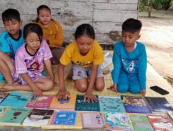 Cara Kreatif Putri Jambi Menebas Ketimpangan Literasi Lewat Laman Baca
